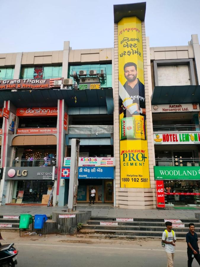 Hotel Ozone,Ahmedabad Luaran gambar