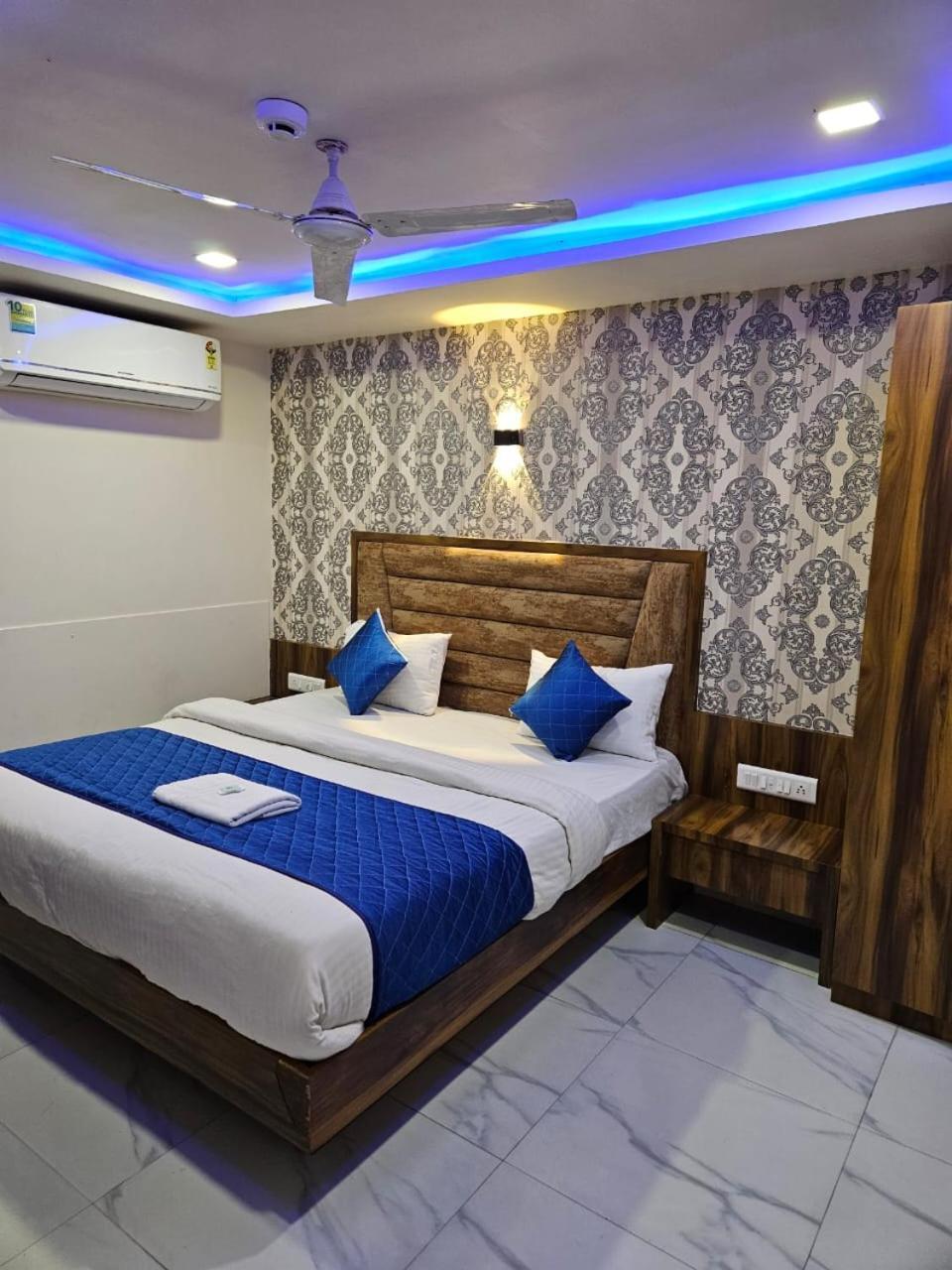 Hotel Ozone,Ahmedabad Luaran gambar
