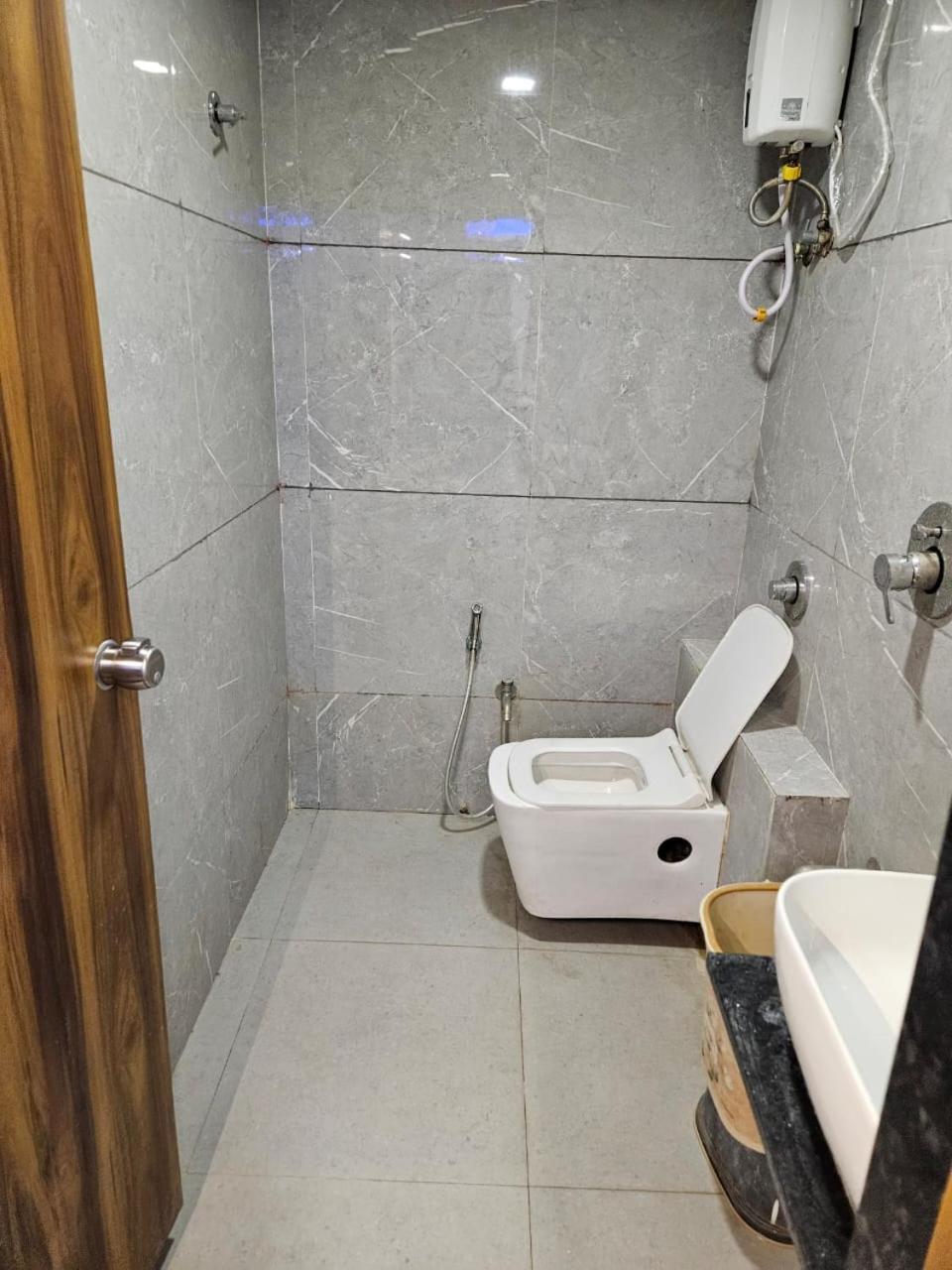 Hotel Ozone,Ahmedabad Luaran gambar