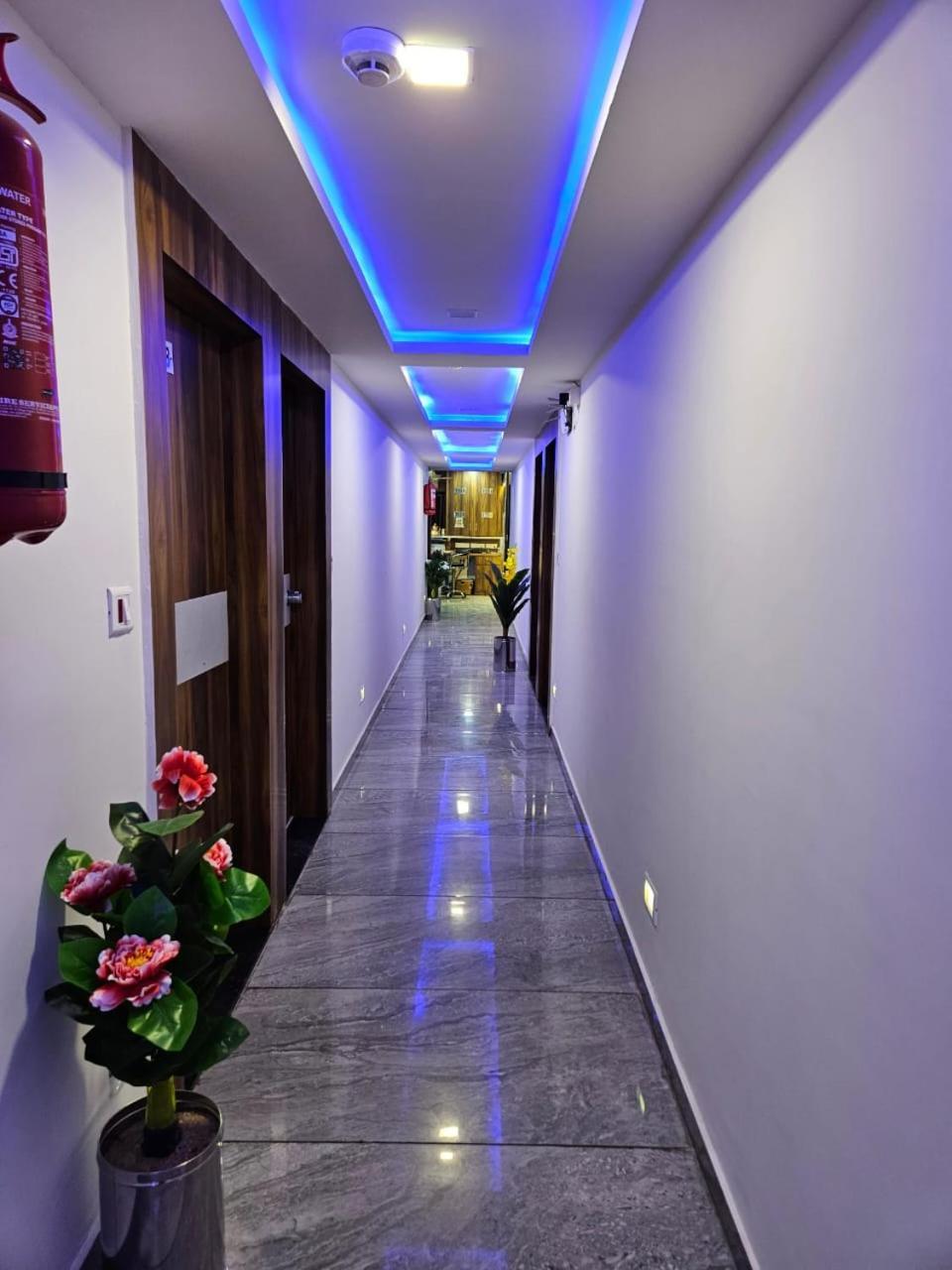 Hotel Ozone,Ahmedabad Luaran gambar